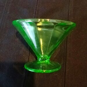 Vaseline Green Glass Sherbert Cup